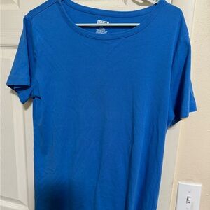 Duluth T-shirt size large